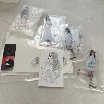 쿠마다 린카 아크릴 스탠드 4개와 씰, 마스크 세트 새상품 포함