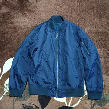 블랙 유니클로 봄버 자켓 M 사이즈