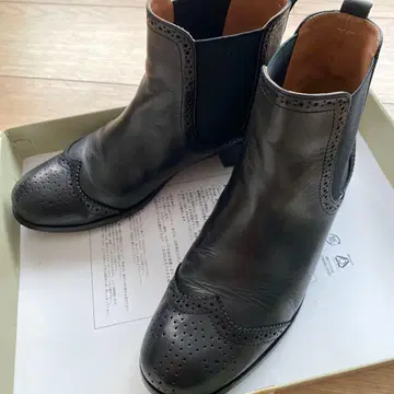 MARGARET HOWELL idea 사이드 고어 부츠 블랙