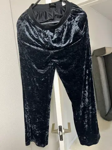 타카하시 미나미 콜라보 kaepa 벨로아 벨벳 팬츠