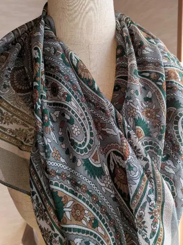페이즐리 무늬 스톨 그레이 그린