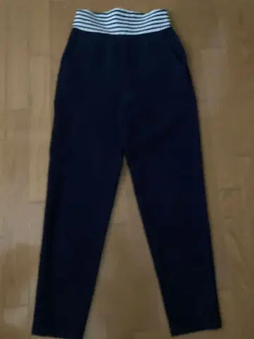 BORDERS at BALCONY 네이비 슬림핏 팬츠