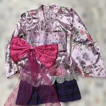 모모클로 펀치 타카기 레니 의상