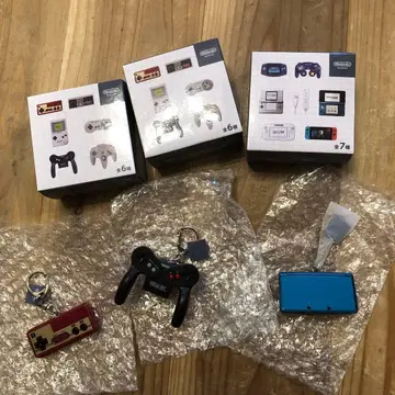 닌텐도 뮤지엄 게임 하드 키링 컬렉션 세트