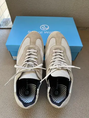 Regal Walker 베이지 스니커즈