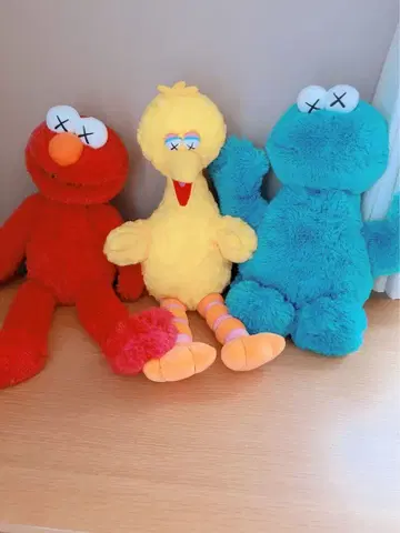 SESAME STREET x kaws 세서미 스트릿 카우스 콜라보