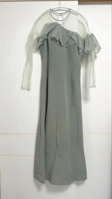 러그나문 드레스