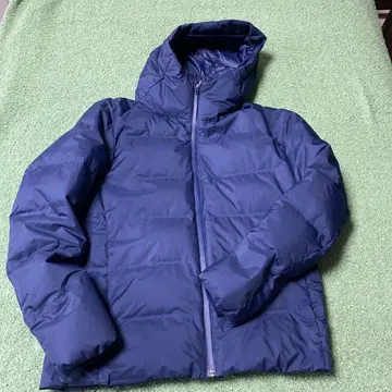 유니클로 심리스 다운 자켓