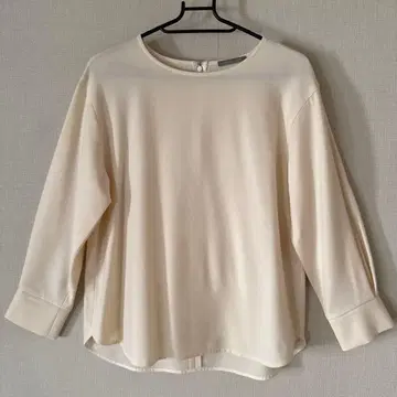 띠어리 럭스 SAXONY. SOFT AISHA 블라우스 아이보리