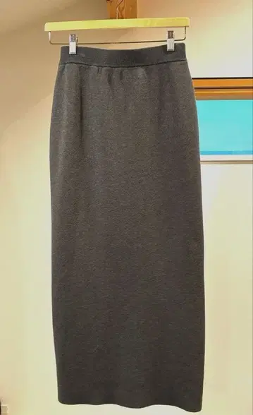 GLOBAL WORK 맨투맨 라이크 니트 내로우 스커트 M