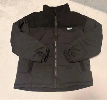 Jeep 블랙 다운 자켓 M 사이즈