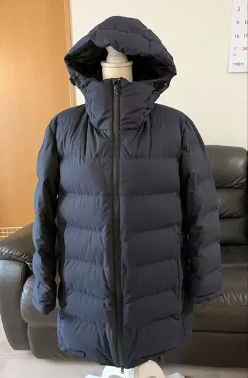 유니클로 심리스 다운 코트 XL 네이비 311-161096