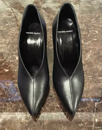 PIERRE HARDY 피에르 아르디 펌프스 숏부츠 38