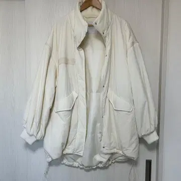 소매 2way 몬스타 코트 화이트