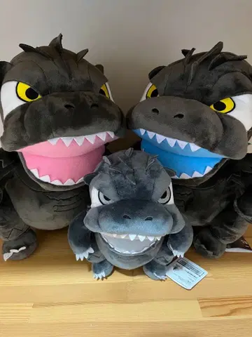 고질라 봉제 인형 묶음 판매