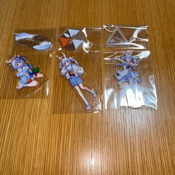 우사다 페코라 아크릴 스탠드