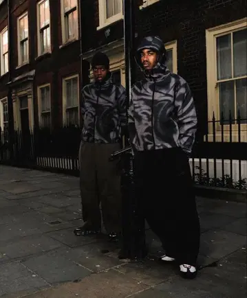 mertra 테크 자켓