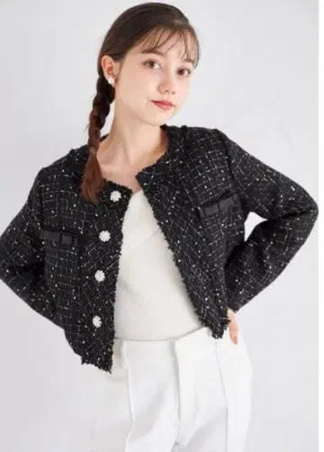 포켓 리본 포함 비쥬 장식 단추 스팽글 트위드 자켓 블랙