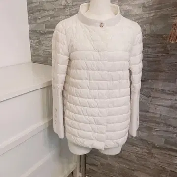 HERNO 새상품급 헬노 화이트 다운 자켓