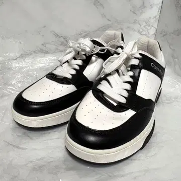 y112215 캘빈 클라인 스니커즈 화이트 블랙 유니섹스