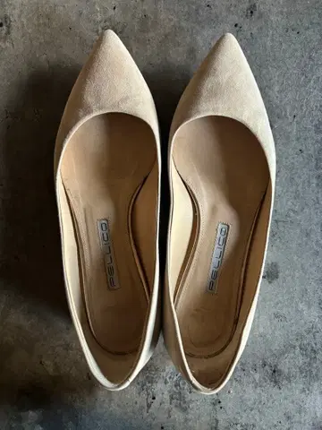 펠리코 플랫 펌프스 스웨이드 베이지 36