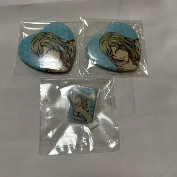 우타프리 훼미리마트 하트 캔뱃지 아크릴 스탠드 카뮤