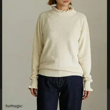 tumugu 프릴넥 니트 아이보리
