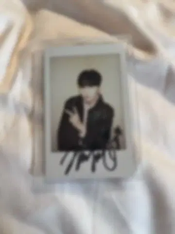 ONEUS 사인 폴라로이드 체키 건희