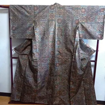 레트로 실크  기모노 미사용 (동쪽 안감 얼룩 있음)