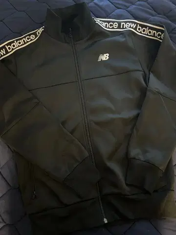 뉴발란스 저리 상하의 세트