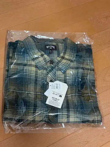 BILLABONG 체크 무늬 긴팔 셔츠 L 새상품