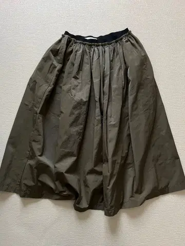 amherst 플레어 스커트 올리브? 짙은 녹색? 롱 스커트