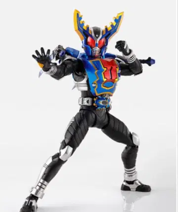 S.H.Figuarts (진골조제법) 가면라이더 가탁크 하이퍼 폼