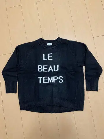 LE BEAU TEMPS 블랙 니트 스웨터