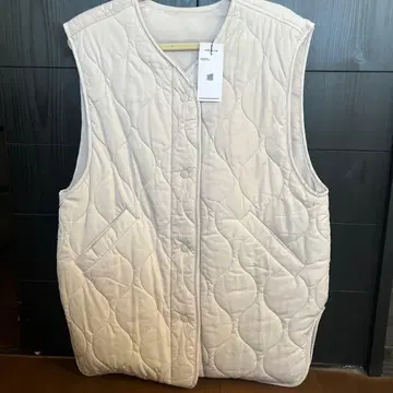 아이보리 퀼팅 베스트 사이즈 F