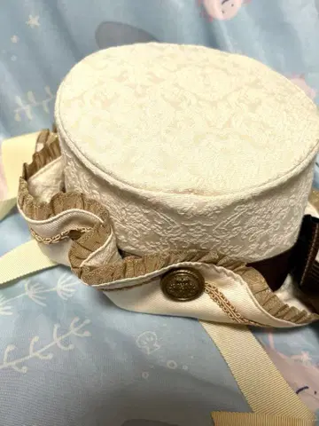 ALICE and the PIRATES 하우엘 햇