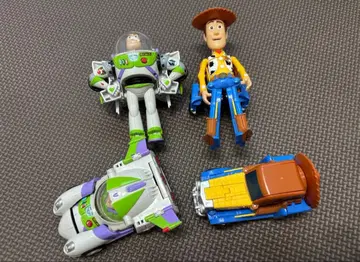 디즈니 리조트 버즈 우디 변신 자동차 4개 세트