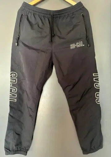 스탠다드 캘리포니아 나일론 팬츠 W34 블랙