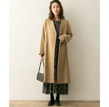 UR 별주 해밀턴 라무스 울 노카라 코트 카멜 어반 리서치