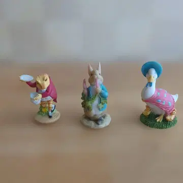 피터 래빗 피규어 3개 세트