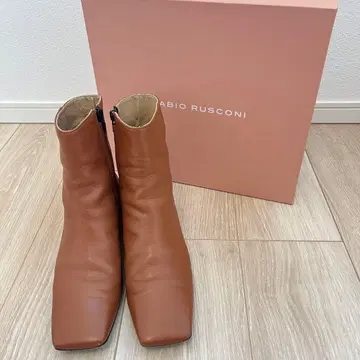 FABIO RUSCONI 스퀘어 가죽 숏부츠 38