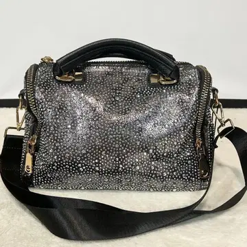 미사용 2way 핸드백 스터드 장식 실버 화려한 숄더백