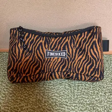 파인식스 백 FINE SIXXX