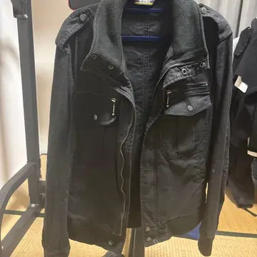 AVIREX VARSITY 블랙 밀리터리 자켓