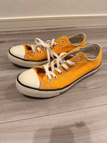 오렌지 로우컷 스니커즈 컨버스