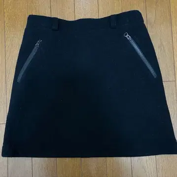 Noisy Noisy 노이노이 스트레치 스커트 블랙 울