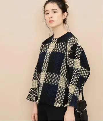 블록 체크 트위드 풀오버