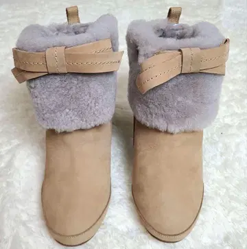 미사용 새상품 더블 스탠다드 클로징 보아 어그 부츠 24.5cm