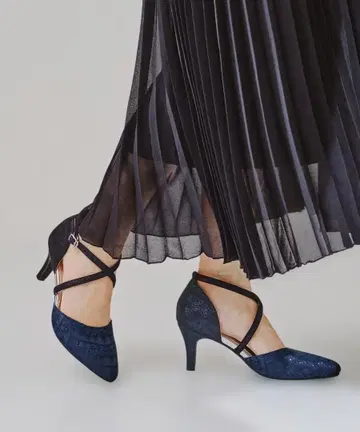 오리엔탈 트래픽 레이스 힐 25cm