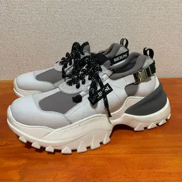 새상품급 루코라인 통굽 스니커즈 24cm 화이트 그레이